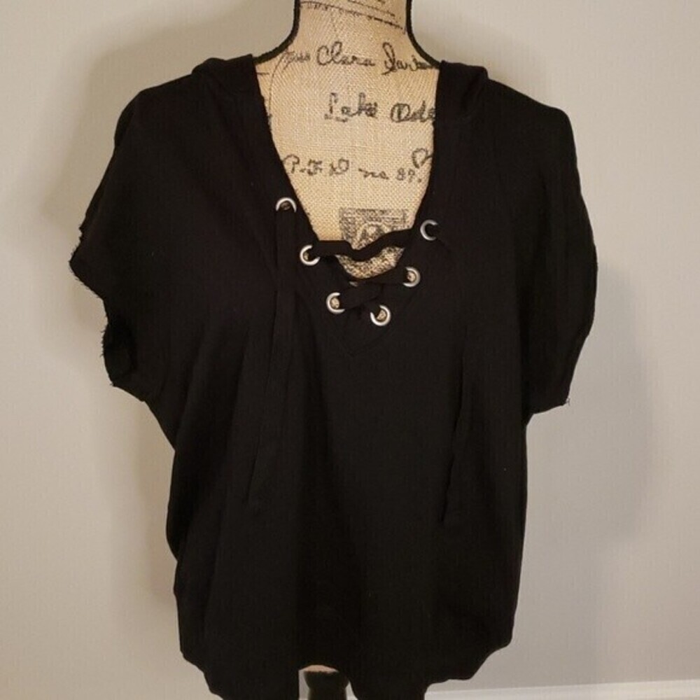 NWT Sanctuary sleeveless sweater